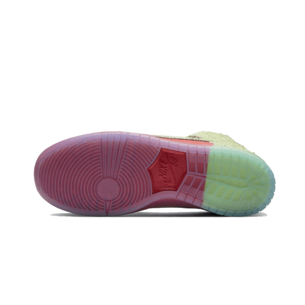 Nike SB Dunk High Strawberry Cough