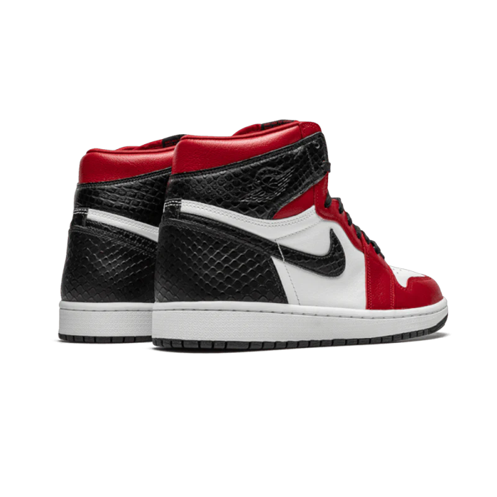 Air Jordan 1 Retro High Satin Snake Chicago (W)