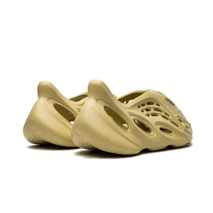 adidas Yeezy Foam RNNR Sulfur